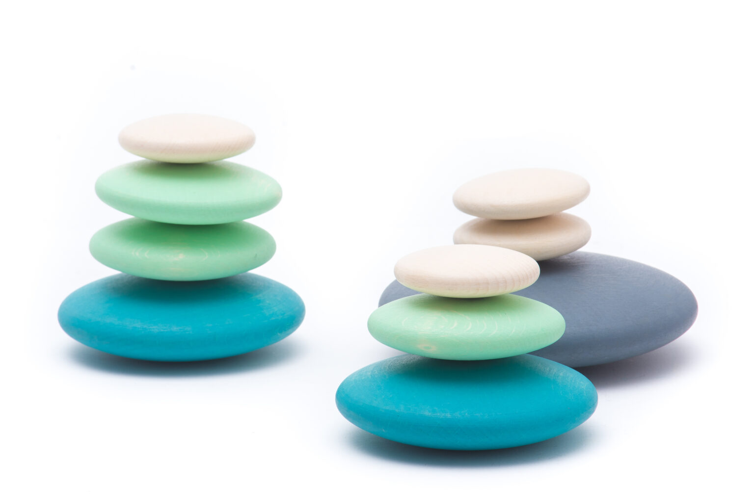 Colored pebbles • BAJO wooden toys